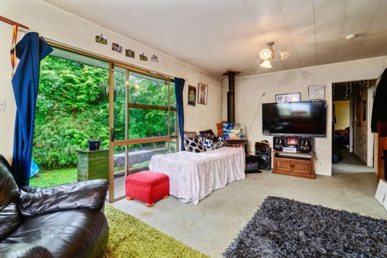 Photo of property in 20 Robinson Avenue, Holdens Bay, Rotorua, 3010