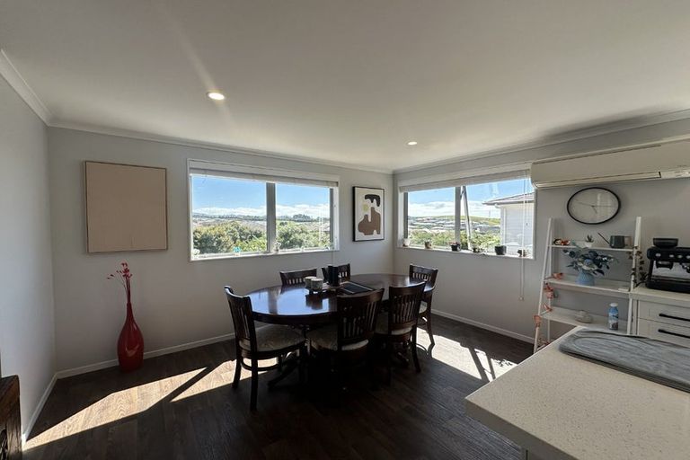 Photo of property in 74 Helenslee Road, Pokeno, 2402