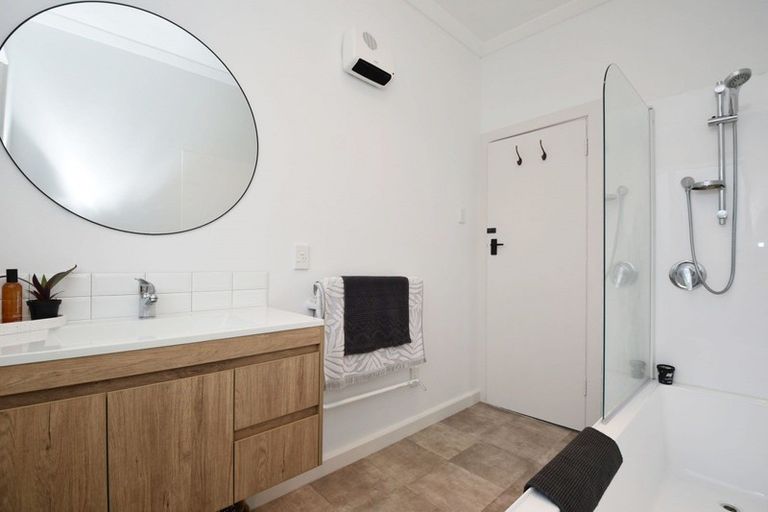 Photo of property in 31 Highfield Terrace, Newfield, Invercargill, 9812