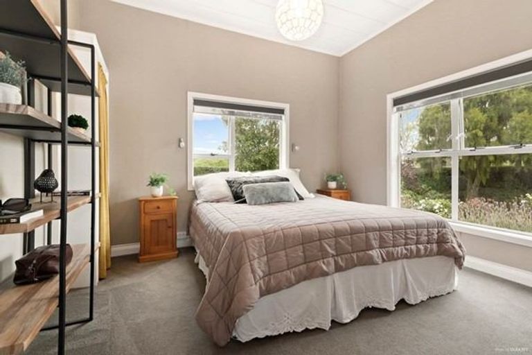 Photo of property in 86 Hull Road, Waiuku, 2682