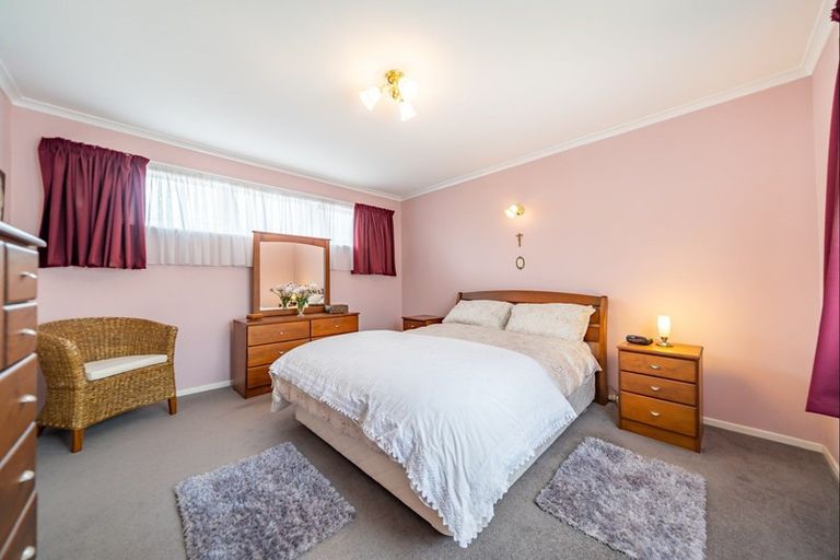 Photo of property in 64 Shakespeare Avenue, Trentham, Upper Hutt, 5018