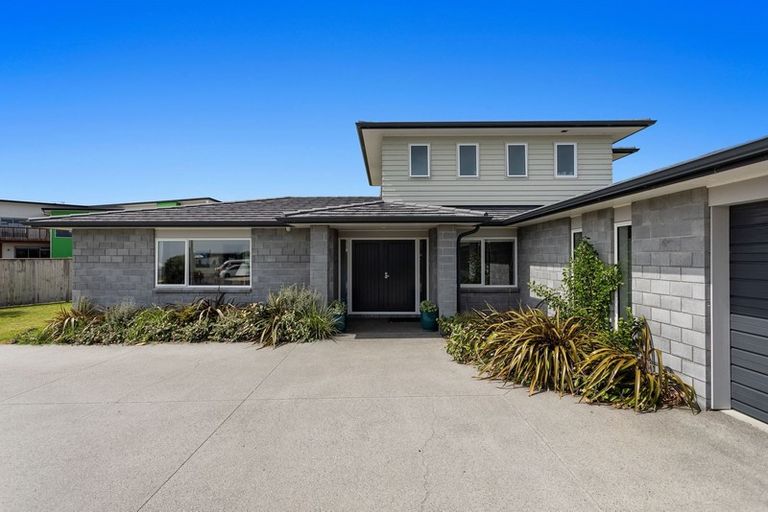 Photo of property in 12 Motutere Place, Ohope, 3121