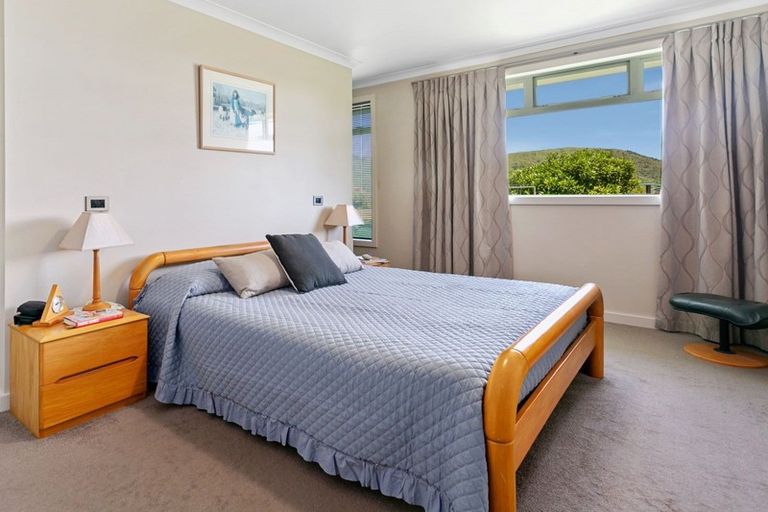 Photo of property in 19 Montgomery Crescent, Kinloch, Taupo, 3377