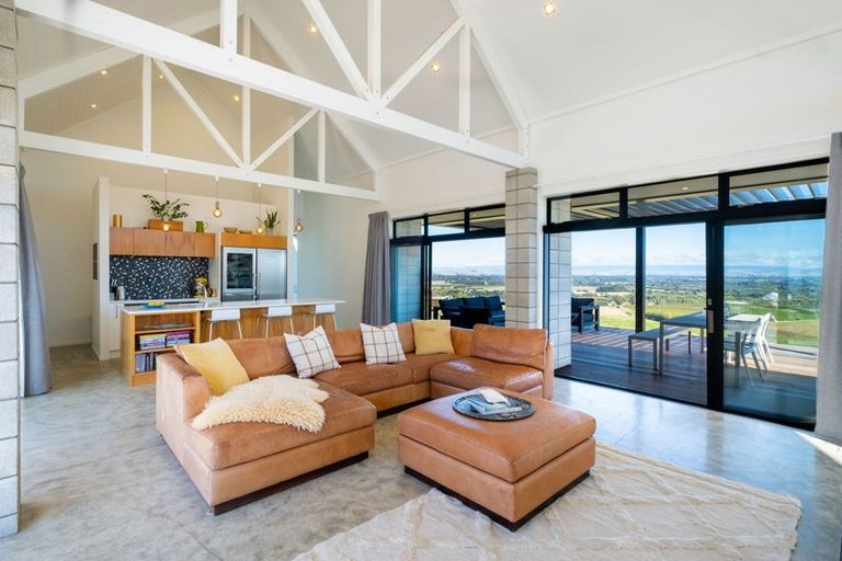 Photo of property in 70 Tuki Tuki Hills Road, Haumoana, Hastings, 4180