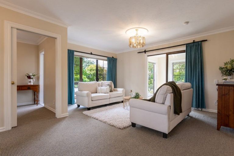 Photo of property in 114 Main Road South, Raumati Beach, Paraparaumu, 5032