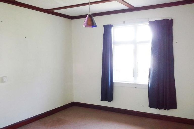 Photo of property in 46 Brooklands Road, Brooklands, New Plymouth, 4310