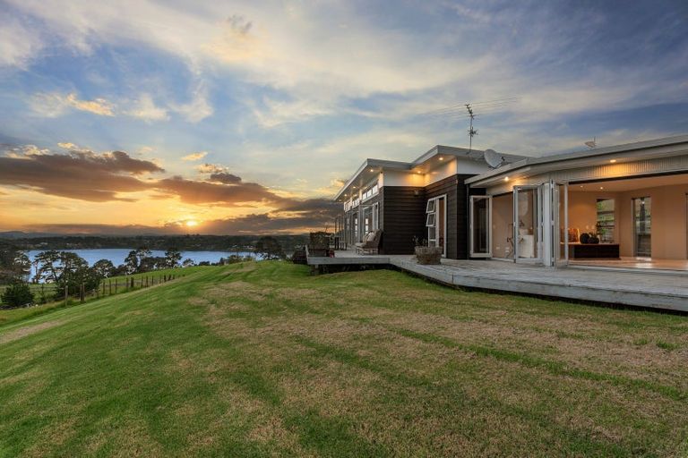 Photo of property in 51 Edward Jonkers Drive, Riverhead, Albany, 0793