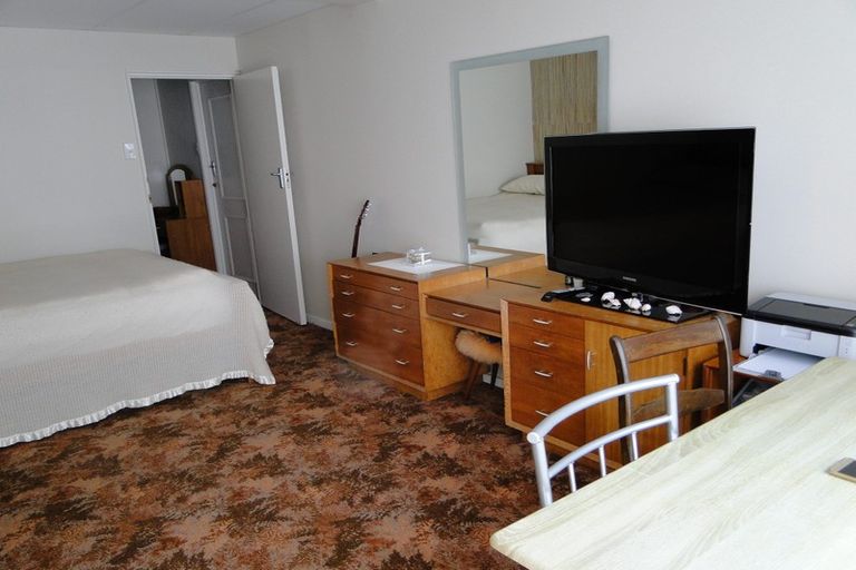 Photo of property in 62 Park Road, Glenfield, Auckland, 0629