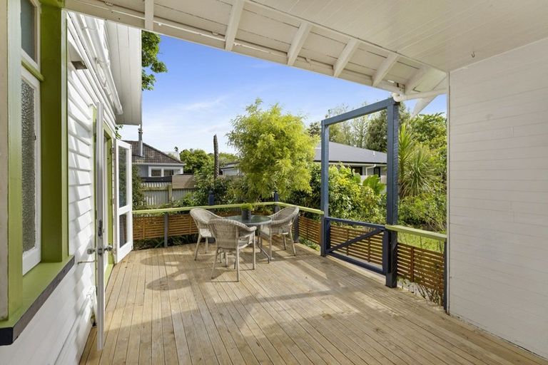 Photo of property in 20 Alfred Street, Roslyn, Palmerston North, 4414