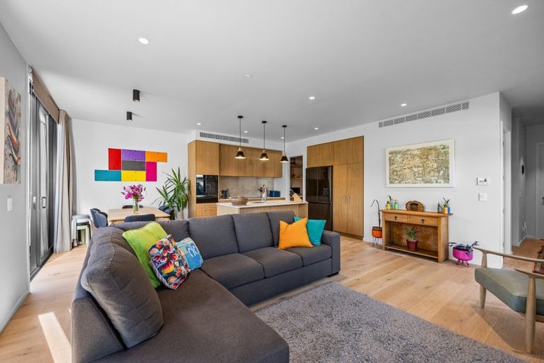 Photo of property in 24 Bellfield Lane, Wanaka, 9305