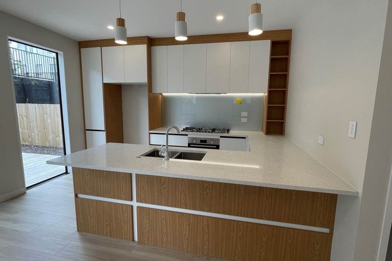 Photo of property in 17 Kapehu Road, Silverdale, 0932