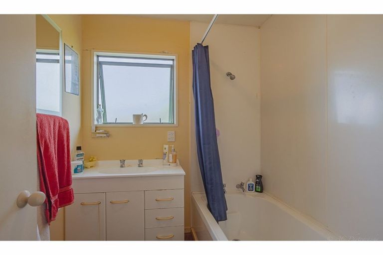 Photo of property in 393 Naughton Road, Kerrytown, Timaru, 7975