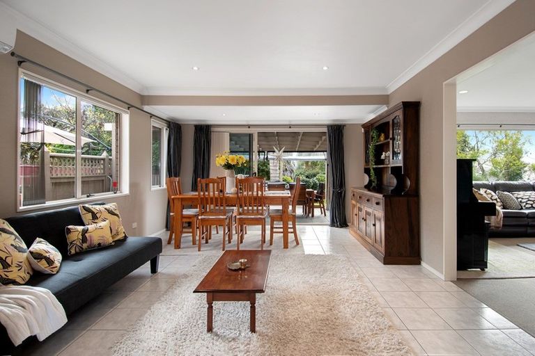 Photo of property in 11 Hinton Place, Pyes Pa, Tauranga, 3112