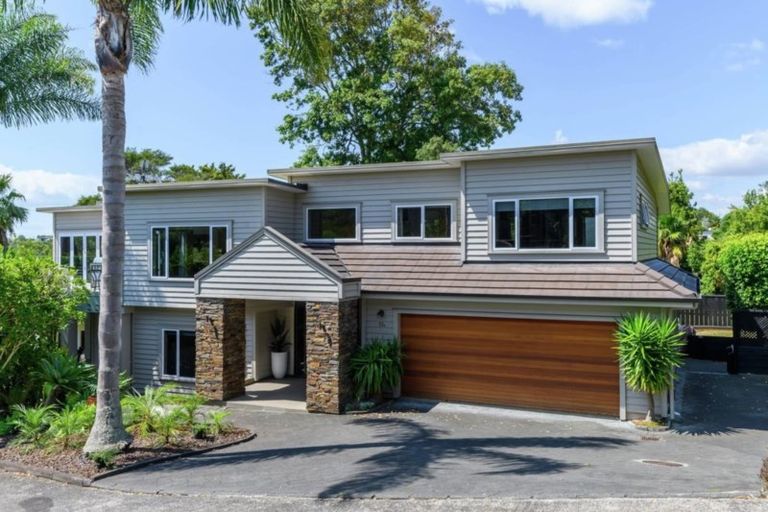 Photo of property in 33b Bleakhouse Road, Howick, Auckland, 2014