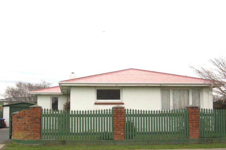 Photo of property in 252 Conyers Street, Strathern, Invercargill, 9812