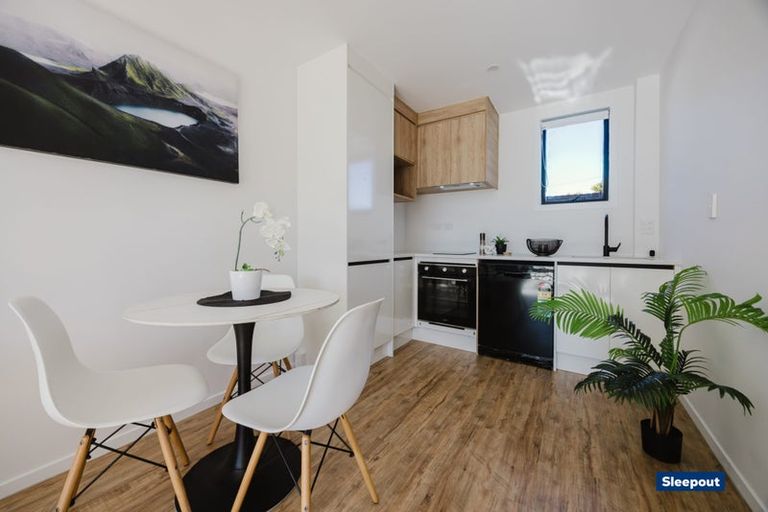 Photo of property in 1/22 Cosgrave Road, Papakura, 2110