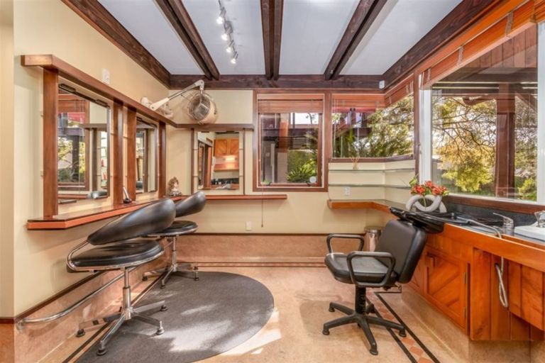 Photo of property in 62 Muriwai Road, Waimauku, 0812