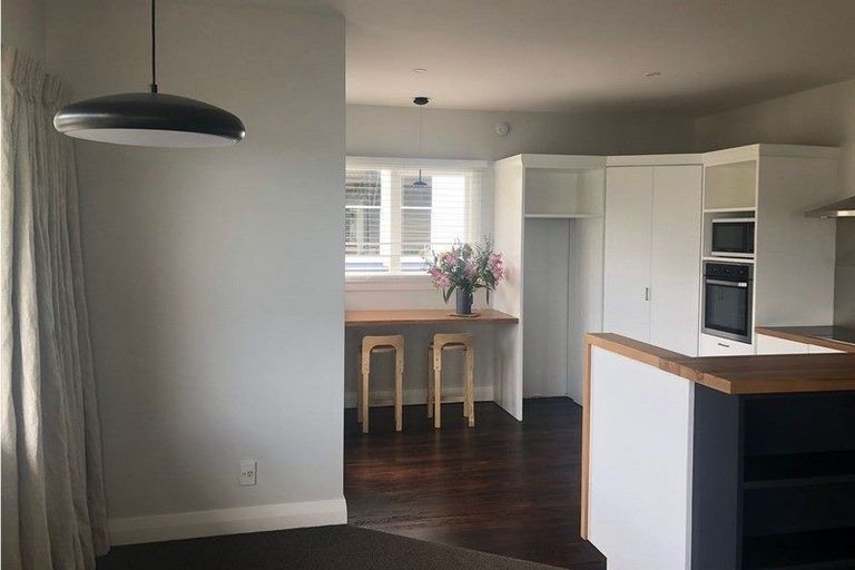 Photo of property in 20 Saint Davids Street, Lyttelton, 8082