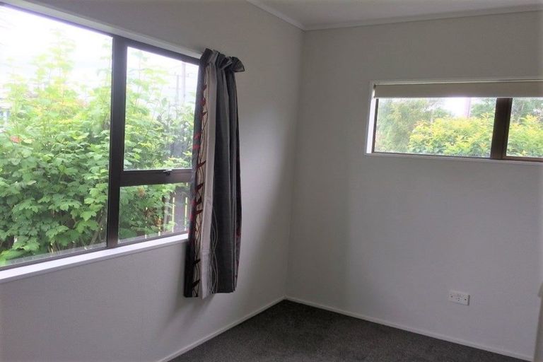 Photo of property in 66 Mako Mako Road, Levin, 5510