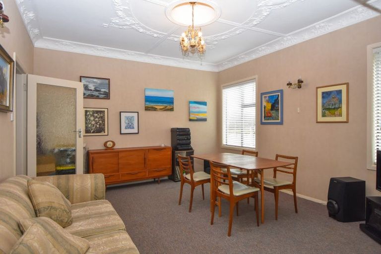 Photo of property in 22 Philip Street, Carterton, 5713