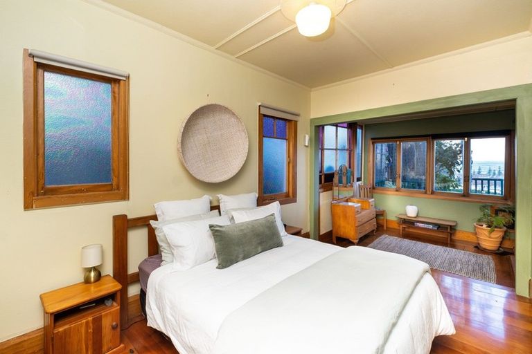 Photo of property in 42 Cameron Road, Bluff Hill, Napier, 4110