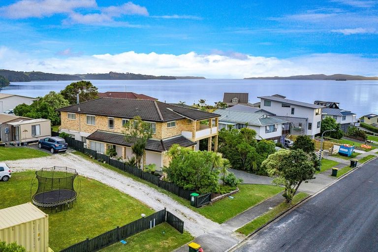 Photo of property in 30 Tamatea Drive, Snells Beach, 0920