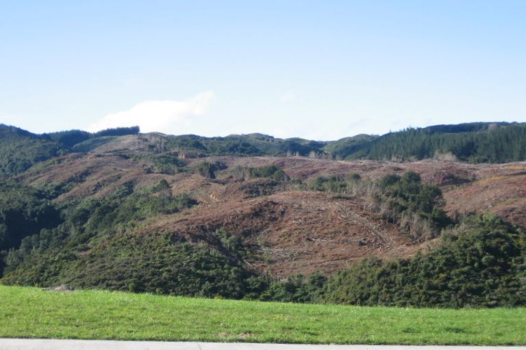 Photo of property in 105 Kirton Drive, Riverstone Terraces, Upper Hutt, 5018