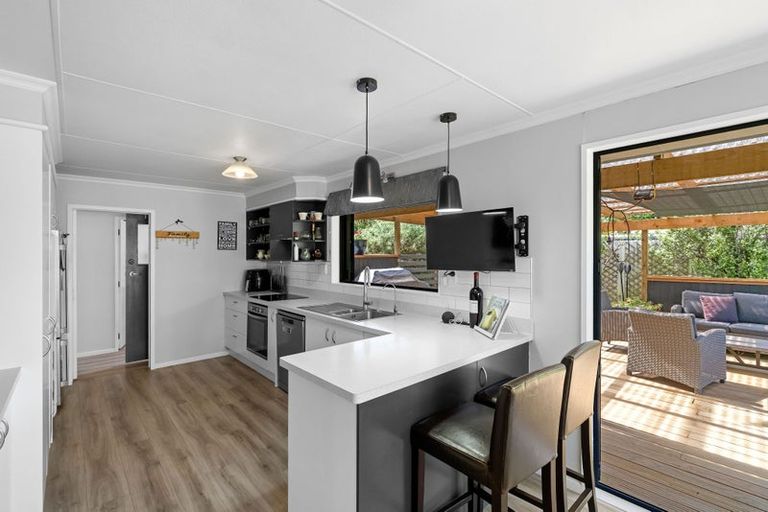 Photo of property in 14 Matipo Street, Levin, 5510