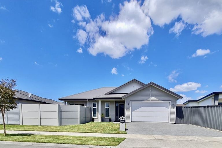 Photo of property in 4 Rotoiti Way, Poraiti, Napier, 4112