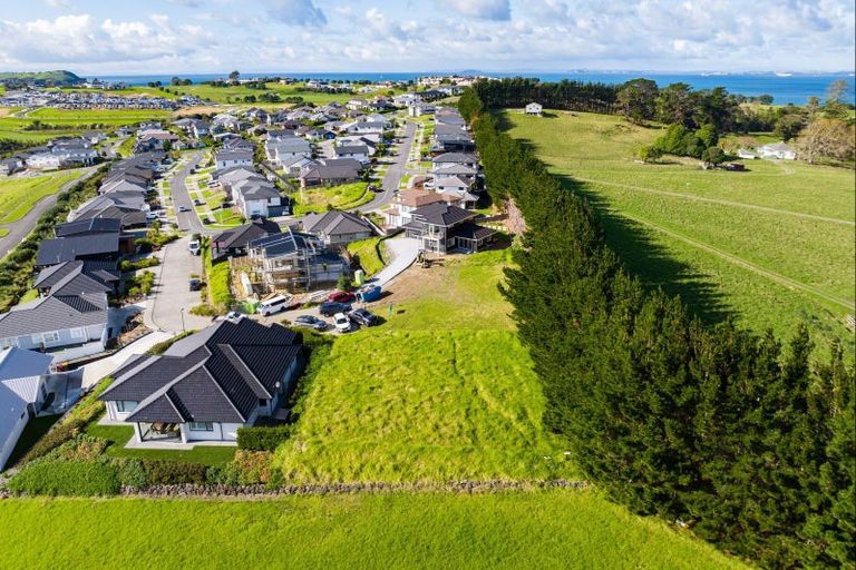 Photo of property in 7 Waimaki Way, Gulf Harbour, Whangaparaoa, 0930