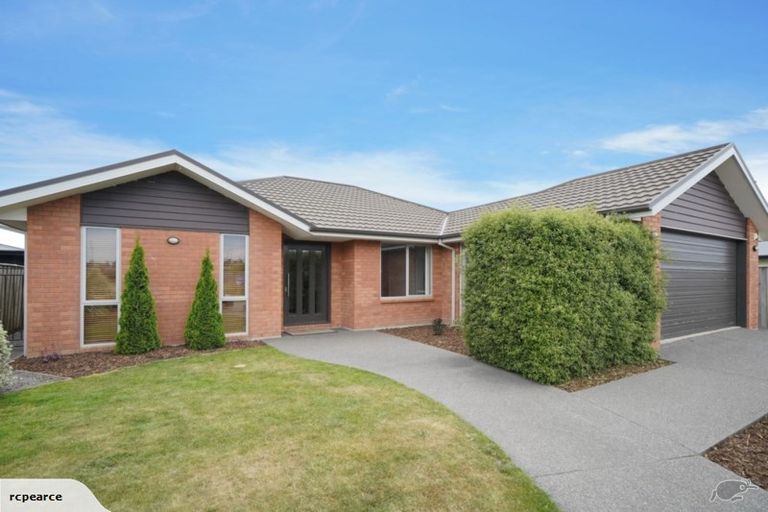 Photo of property in 16 Tommy Street, Pegasus, 7612