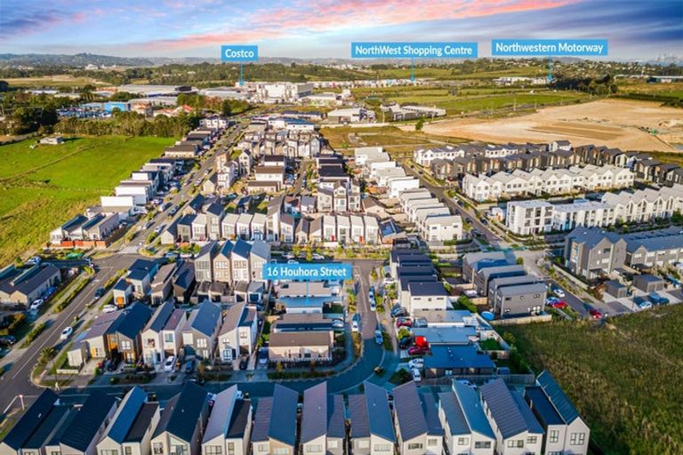 Photo of property in 16 Houhora Street, Westgate, Auckland, 0814