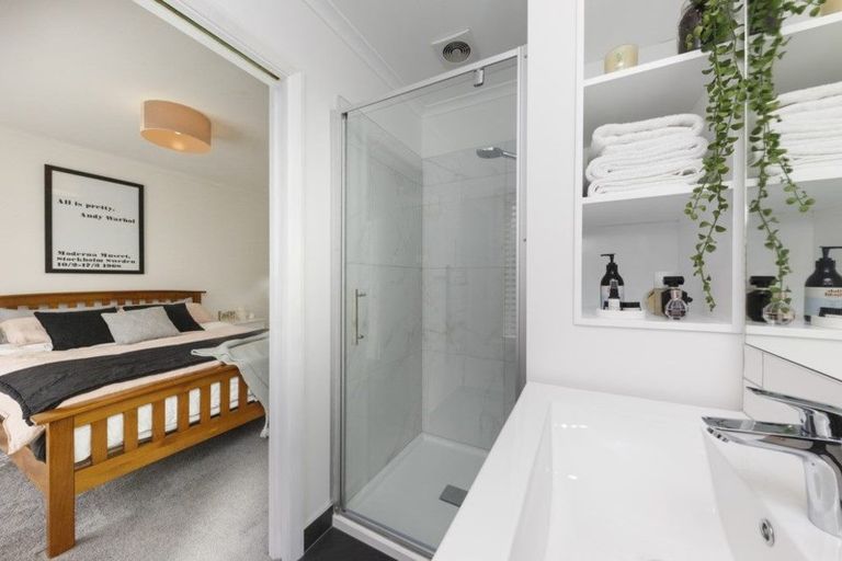 Photo of property in 15 Collingwood Street, Hokowhitu, Palmerston North, 4410