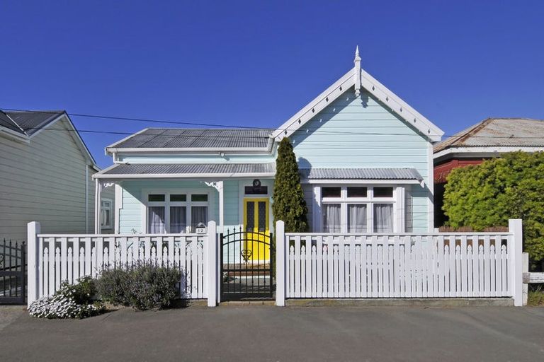 Photo of property in 12 Sale Street, Napier South, Napier, 4110