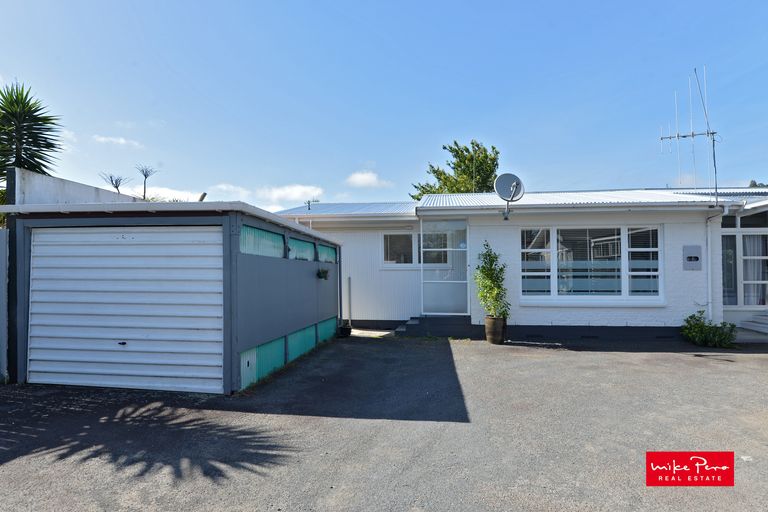 Photo of property in 25 Powhiri Avenue, Kensington, Whangarei, 0112