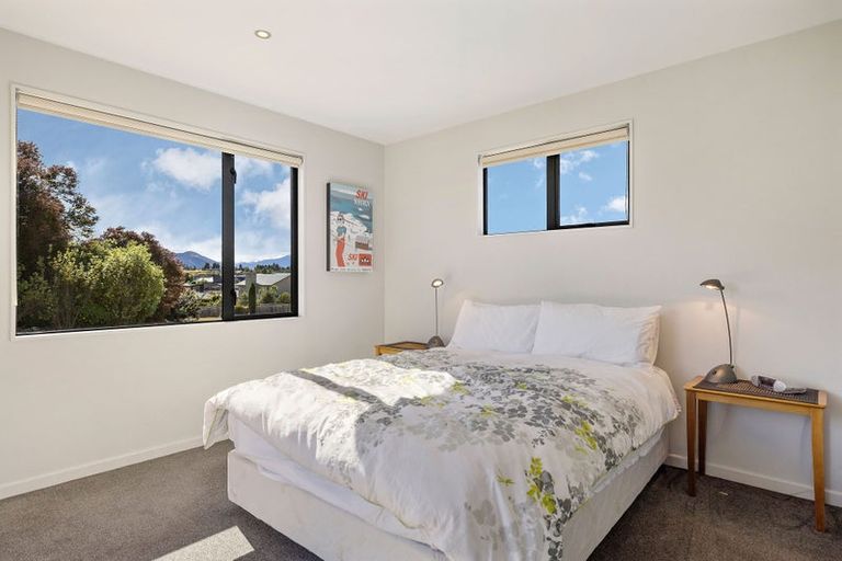 Photo of property in 74 Kings Drive, Wanaka, 9305