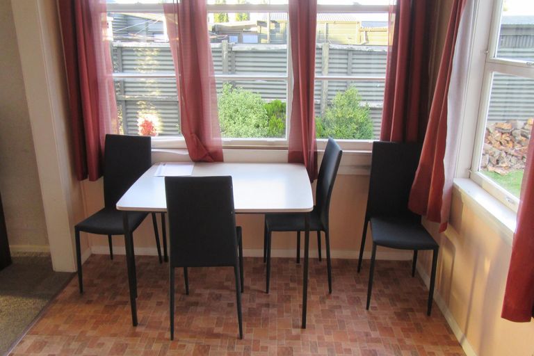 Photo of property in 32 Augustine Street, Waimate, 7924