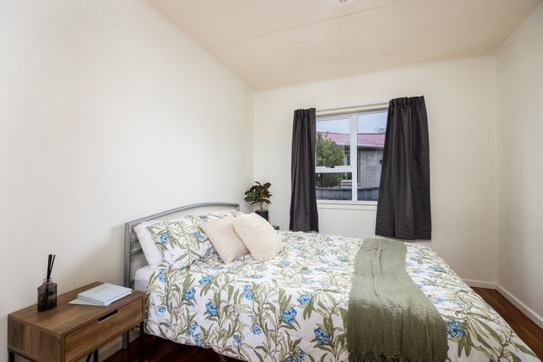 Photo of property in 327 Frankley Road, Ferndale, New Plymouth, 4310