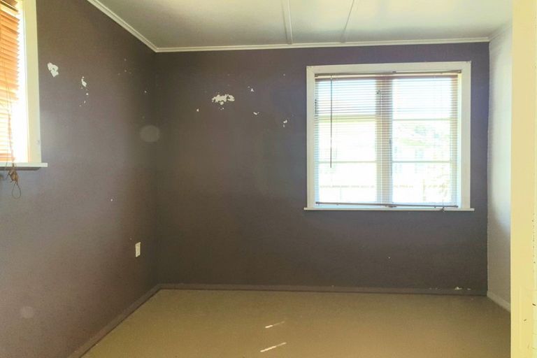 Photo of property in 4 Main Rd Ngakawau, Ngakawau, 7824