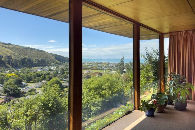 Photo of property in 4 Awaroa Lane, Sumner, Christchurch, 8081