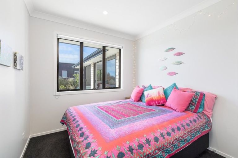 Photo of property in 15 Clansman Terrace, Gulf Harbour, Whangaparaoa, 0930