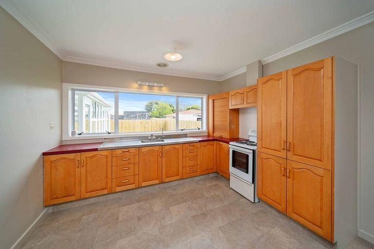 Photo of property in 360 Carrington Street, Upper Vogeltown, New Plymouth, 4310