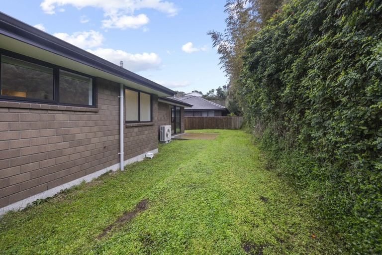 Photo of property in 10 Nukuroa Close, Waitara, 4320