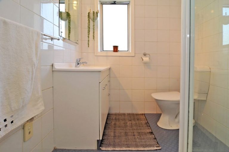 Photo of property in 5 Thomson Street, Lookout Point, Dunedin, 9011