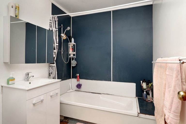 Photo of property in 17 Philip Walter Drive, Katikati, 3170