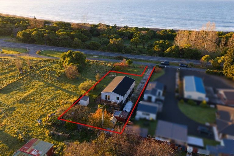 Photo of property in 8 Puketa Road, Peketa, Kaikoura, 7374