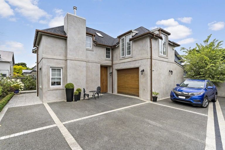 Photo of property in 85 Woburn Road, Woburn, Lower Hutt, 5010