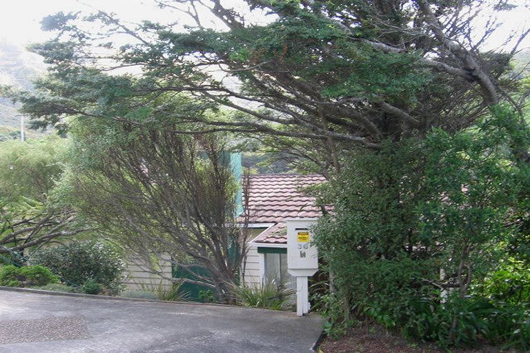 Photo of property in 36 Spencer Street, Crofton Downs, Wellington, 6035