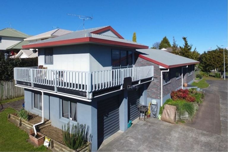 Photo of property in 32 Western Heights Drive, Western Heights, Hamilton, 3200