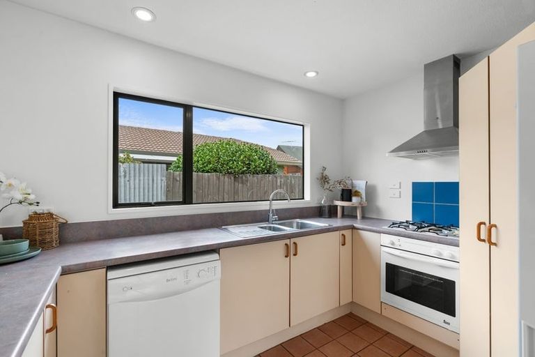 Photo of property in 18 Owens Terrace, Upper Riccarton, Christchurch, 8041